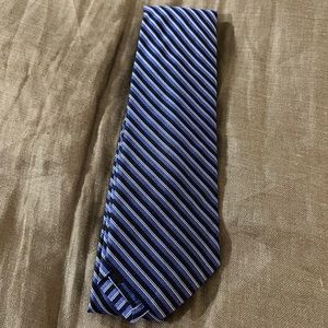 Barneys New York Blue Black Stripe Necktie - 100% Silk - Made in Italy - New